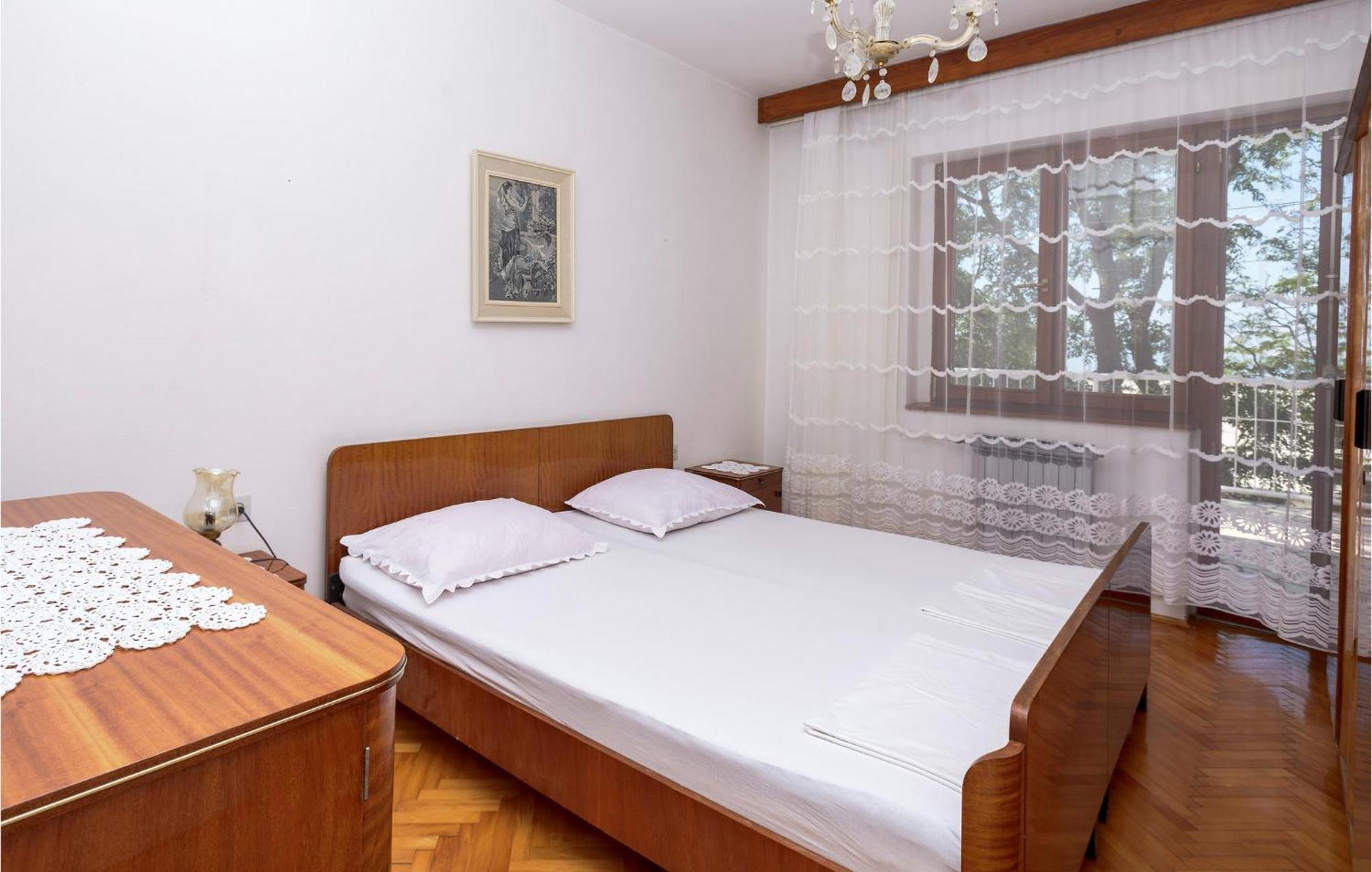 3 Bedroom Beautiful Apartment In Senj Senj  Exterior foto