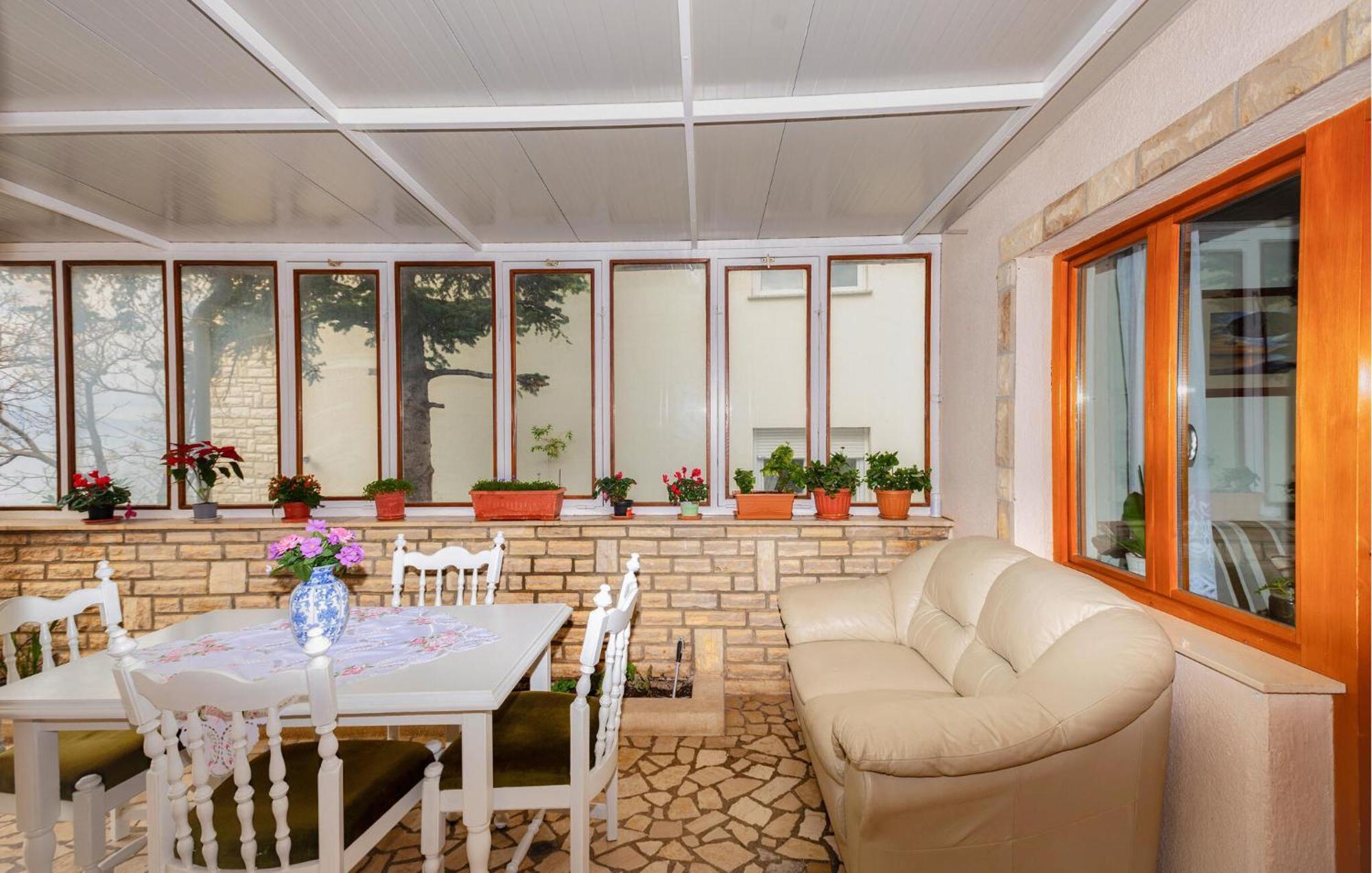 3 Bedroom Beautiful Apartment In Senj Senj  Exterior foto